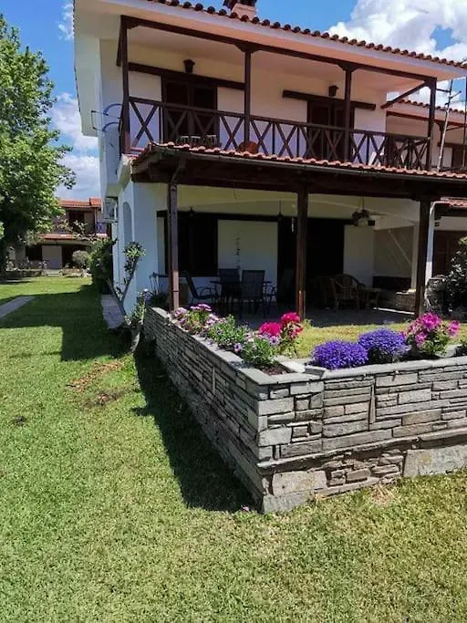 Private Beach Front Maisonette 3 Bedroom Mikiverna Kalyves Polygyrou Case de vacanță