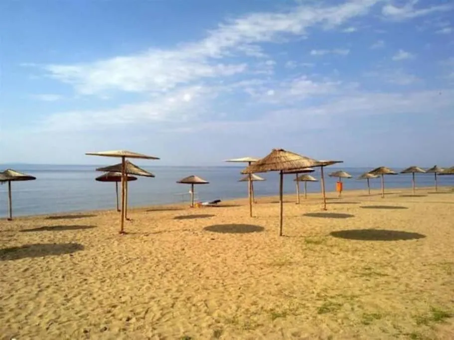 Private Beach Front Maisonette 3 Bedroom Mikiverna Kalyves Polygyrou Case de vacanță
